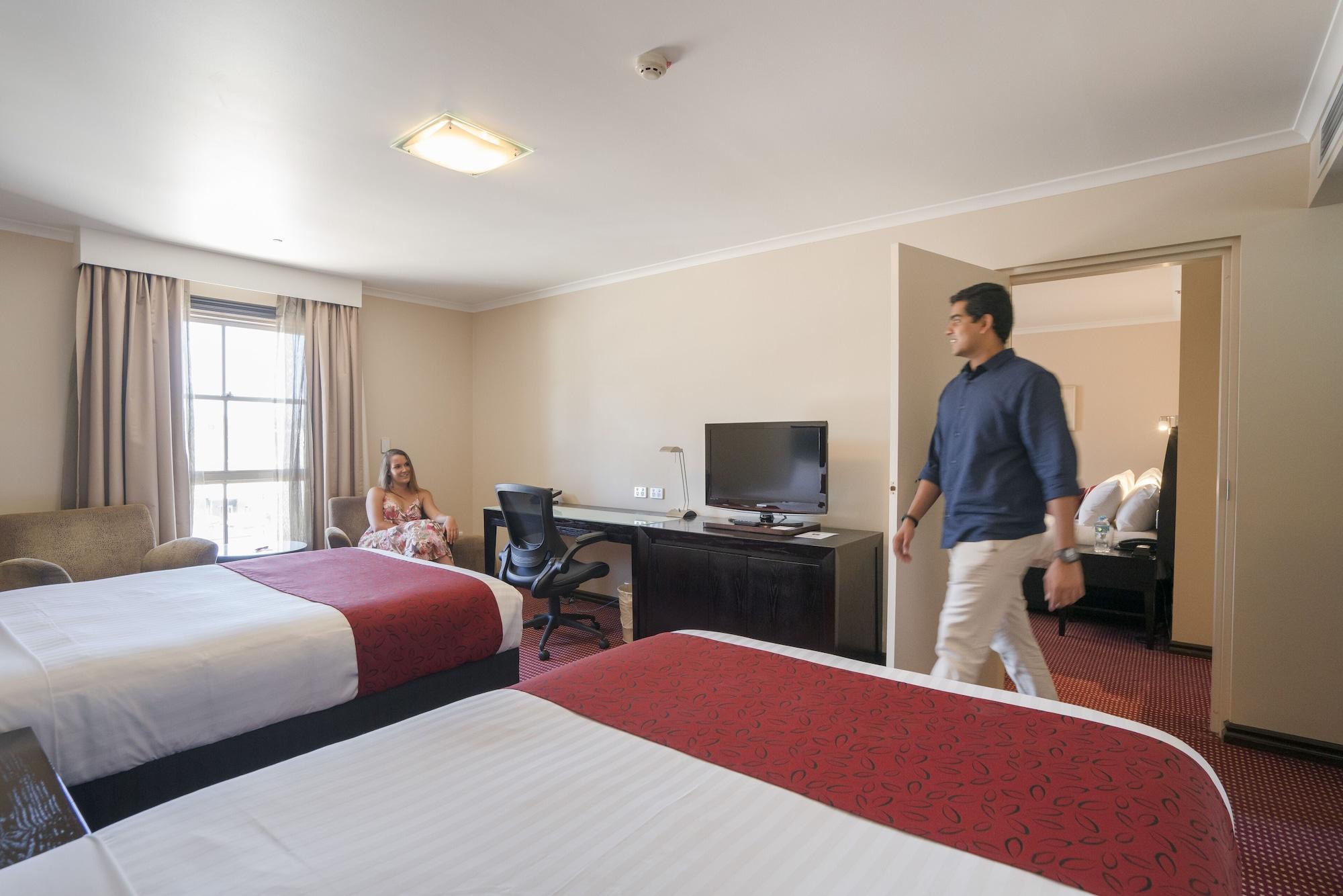 Hotel Grand Chancellor Λόντσεστον Εξωτερικό φωτογραφία